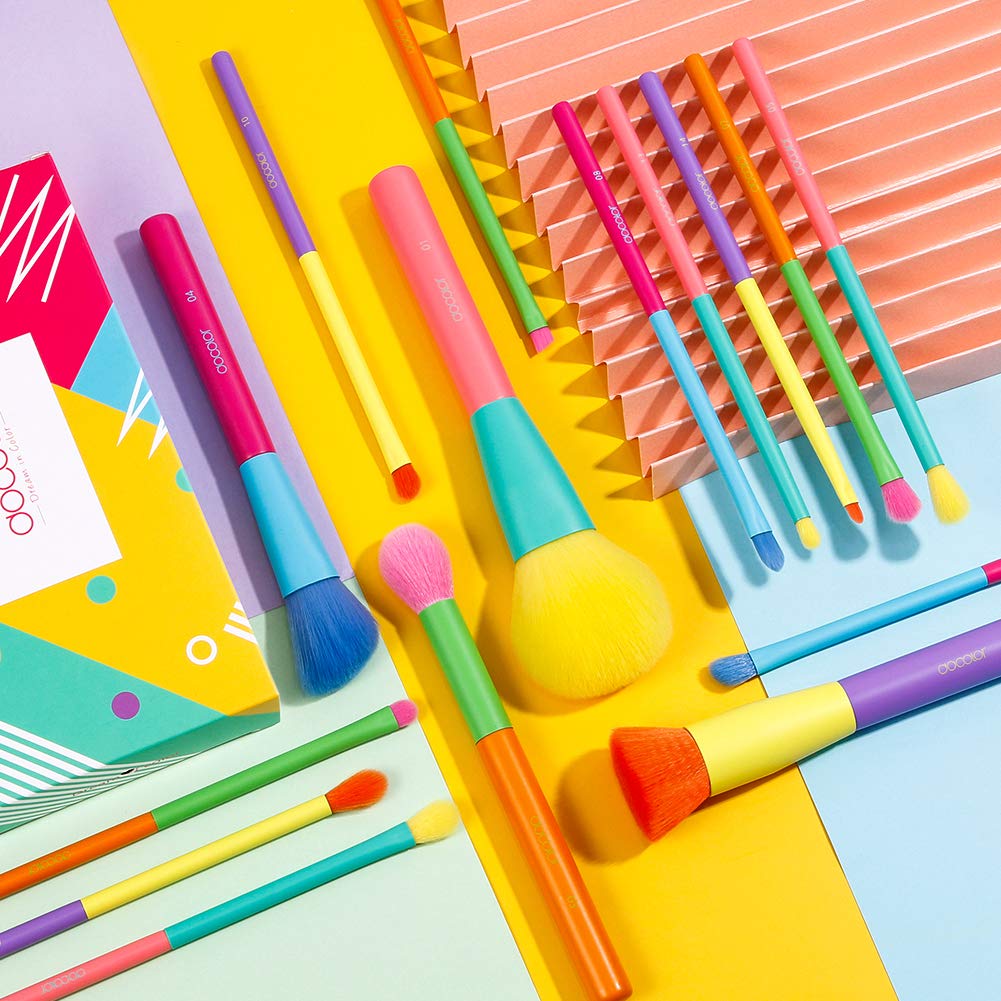 Docolor makeup brushes gift box packaging closeup ready-to-gift presentation