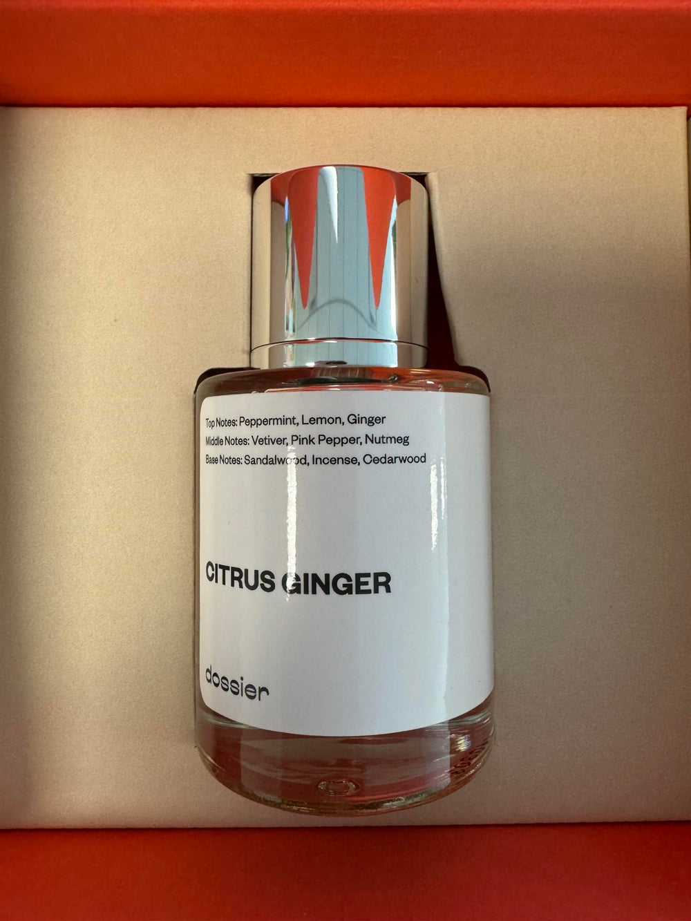 Dossier Citrus Ginger vegan and paraben-free formula supports clean beauty.