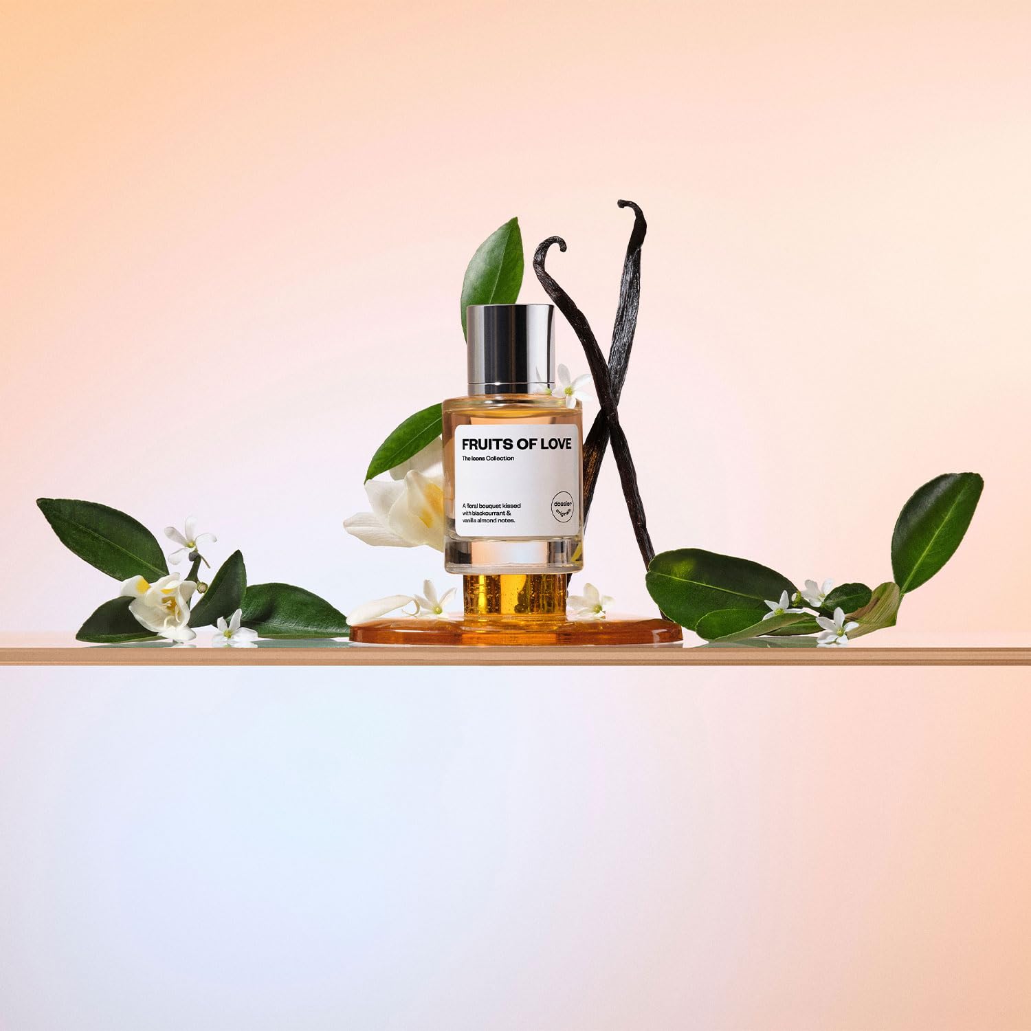 Dossier Fruits of Love opening notes visuals with blackcurrant hint at daytime freshness.