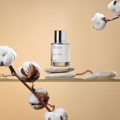 Dossier Musky Musk packaging box conveys luxury unboxing experience.
