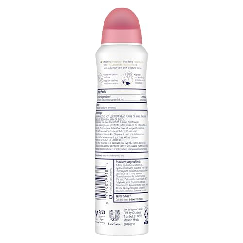 Dove Advanced Care Powder Soft closeup shows comforting fragrance for daily freshness.