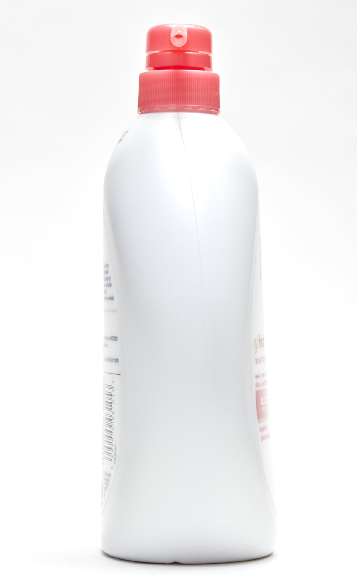 Dove Go Fresh Revive shower scene conveys refreshing morning ritual and wakeful energy.