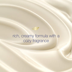 Dove Purely Pampering Shea Butter Vanilla close-up highlights skin-softening nutrients.