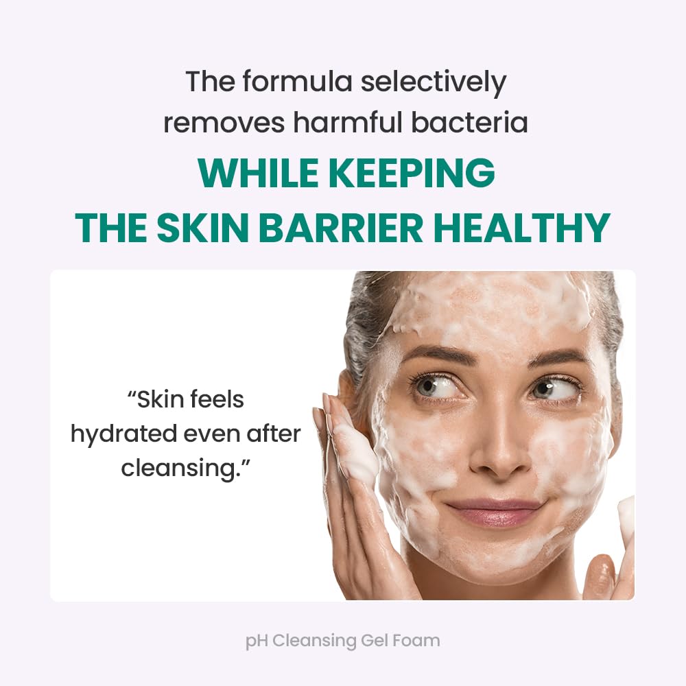 Dr.G pH Cleansing Gel Foam foaming lather demonstrates rich bubbles for a pore-cleanse.