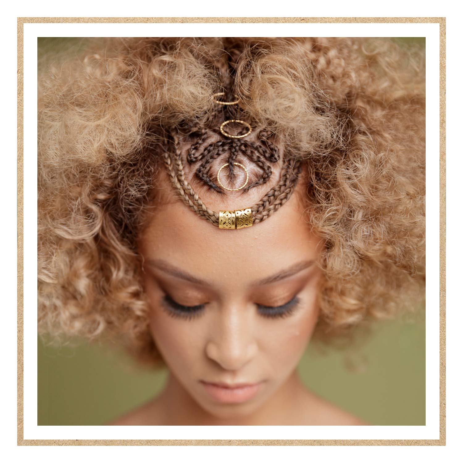 Dr. Miracle's Strengthen Hot Gro hair strands close-up shows shine potential.