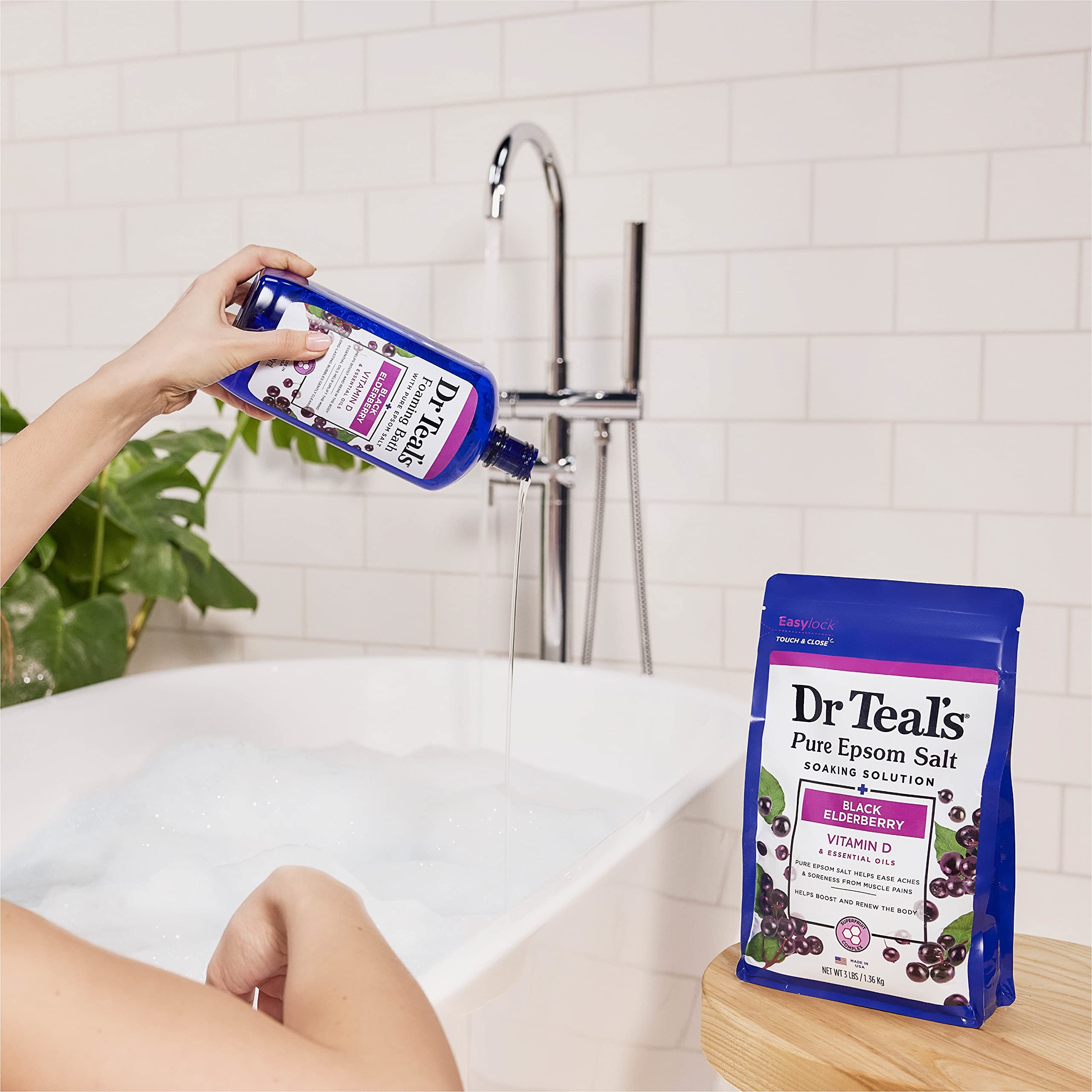 Dr Teal's Foaming Bath lather dispersing evenly for long-lasting cleansing.