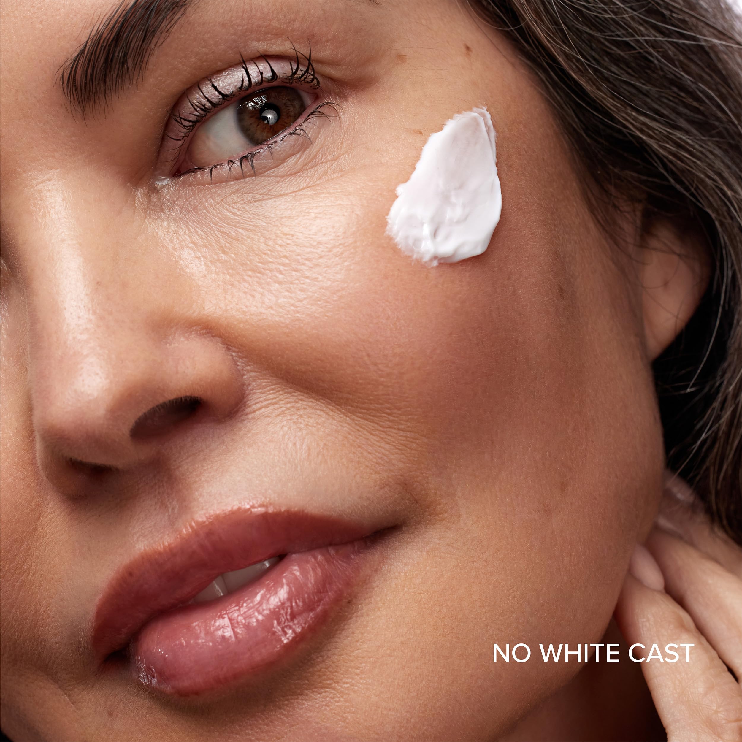 DRMTLGY Day Dream sunscreen texture shows no white cast on skin