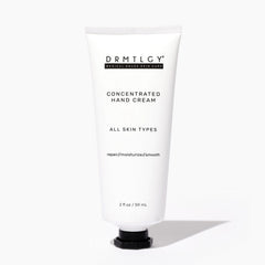 DRMTLGY crema de manos, textura suave para hidratación profunda.