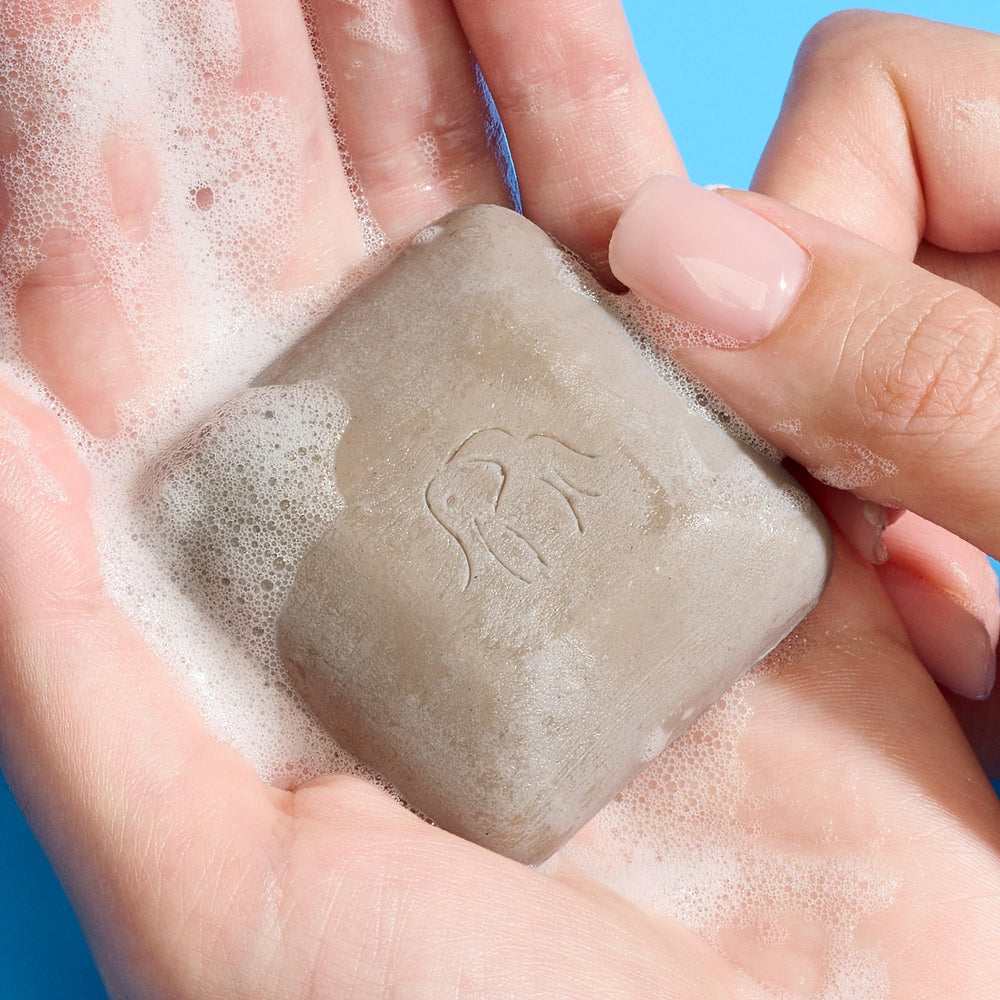Drunk Elephant Pekee Bar close-up highlighting fragrance-free hydration.