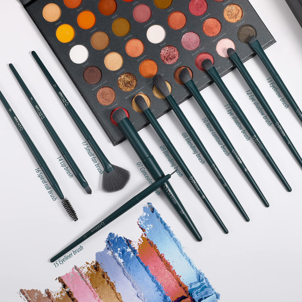 DUcare foundation sponge for seamless blending and flawless base application.