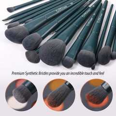 DUcare makeup brush cleaner bonus demonstrates easy hygienic maintenance between uses.