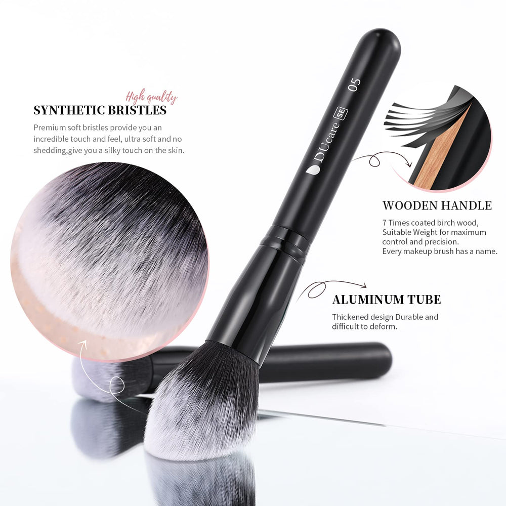 DUcare ergonomic handles and durable ferrules ensure comfortable grip during long makeup sessions.