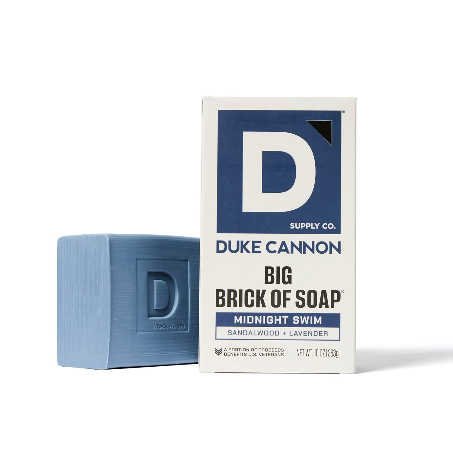 Duke Cannon 550mil-spec paracord keeps soap elevated during outdoor showers
