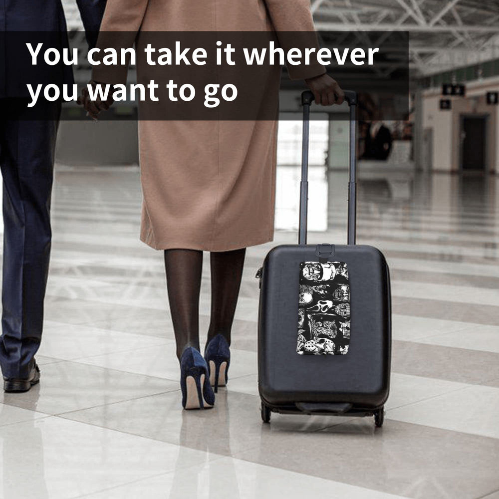 DZGlobal travel-ready pouch holds lipstick and cables on trips.
