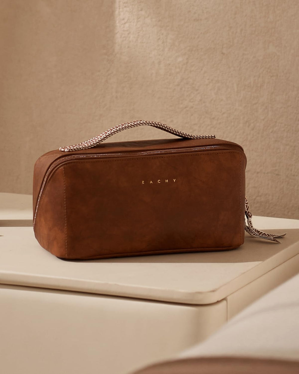 EACHY I-Brown color variant offers a stylish travel look.