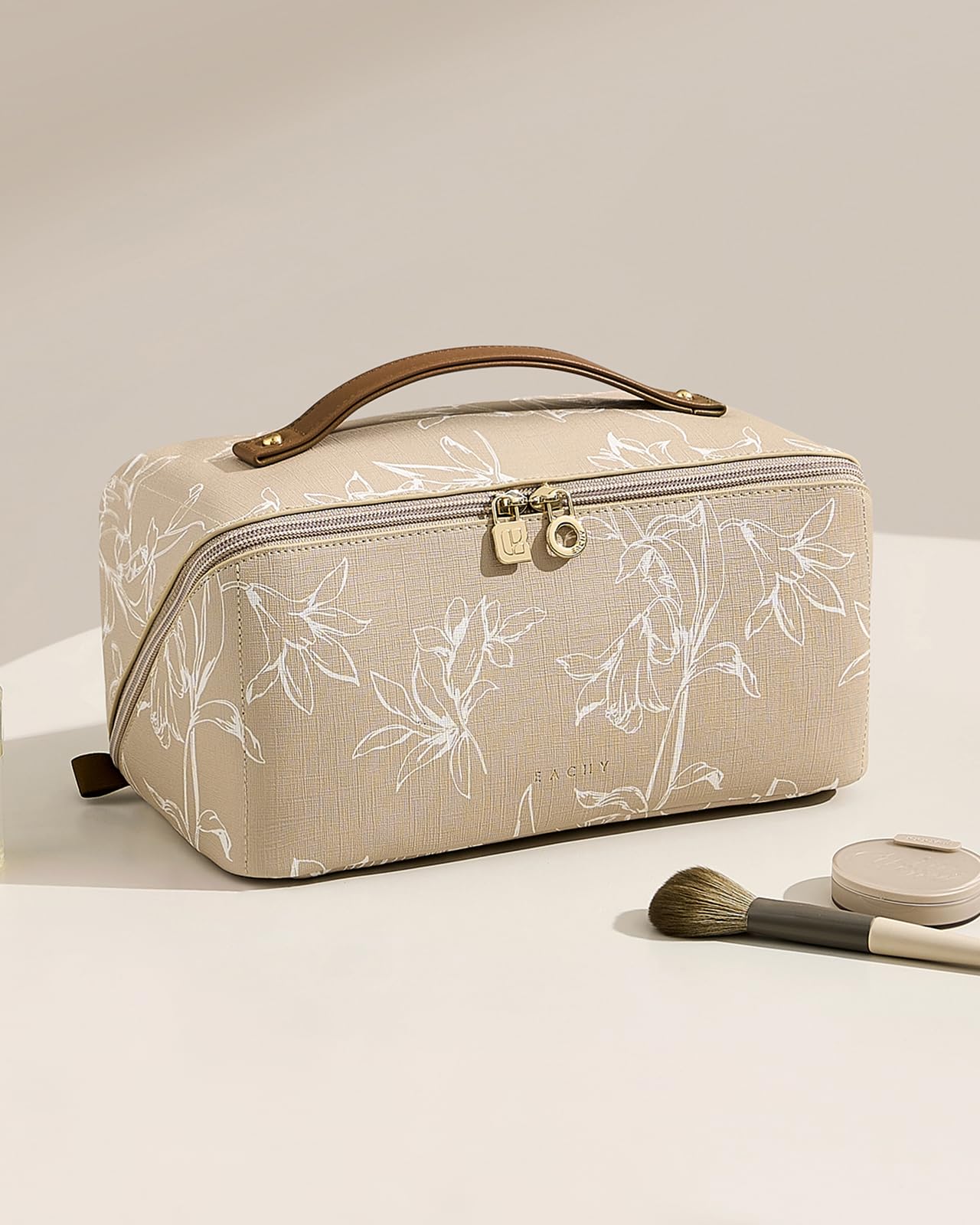 EACHY travel makeup bag inflatable padding helps arrive crease-free and intact