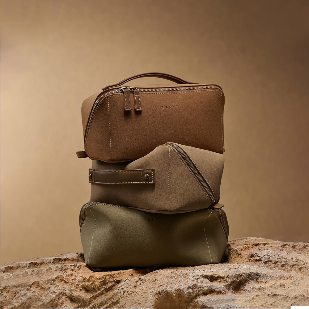 EACHY Travel Makeup Bag protective packaging ensures safe arrival