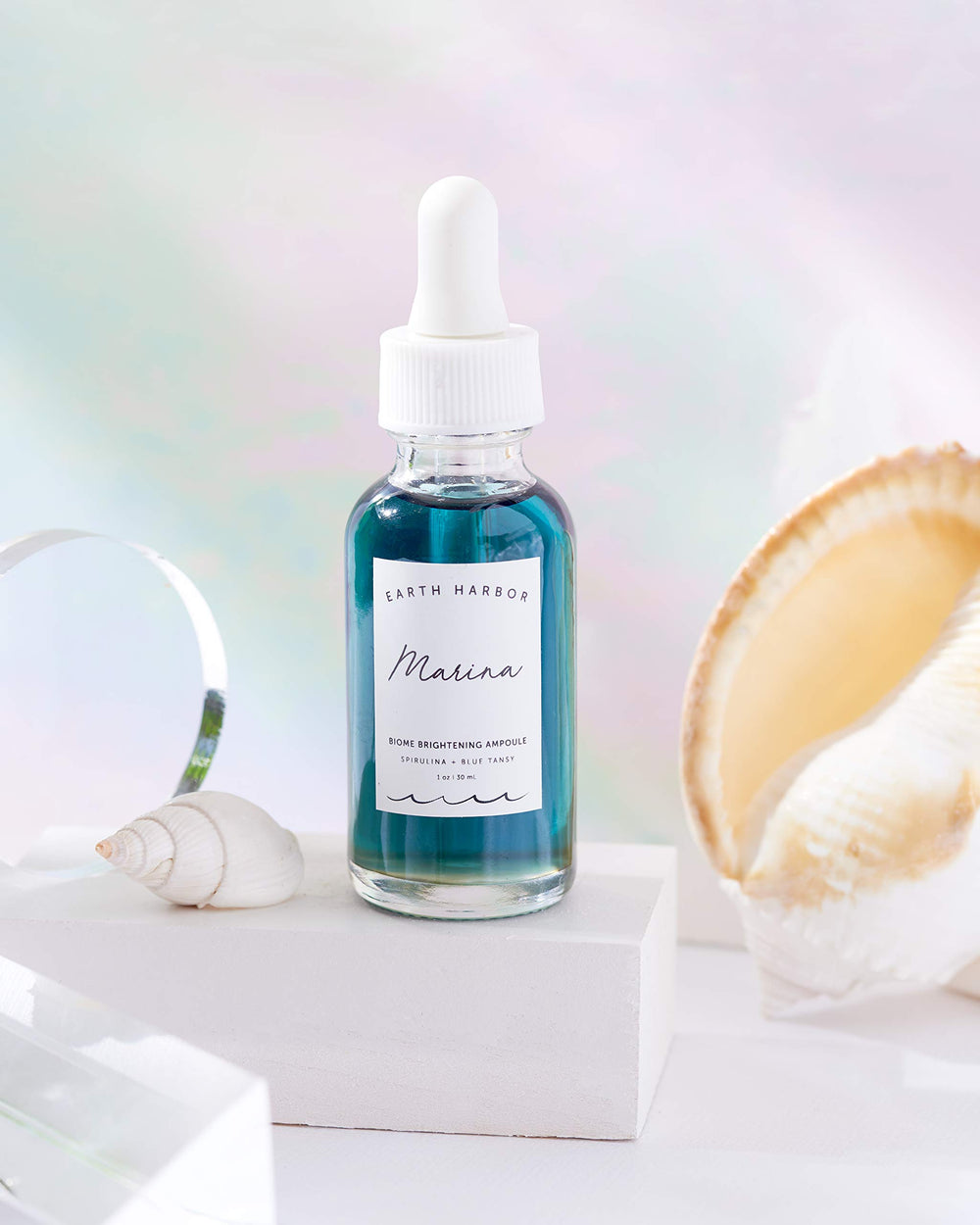 Earth Harbor Marina rosehip and green tea blend image suggests antioxidant protection and glow.