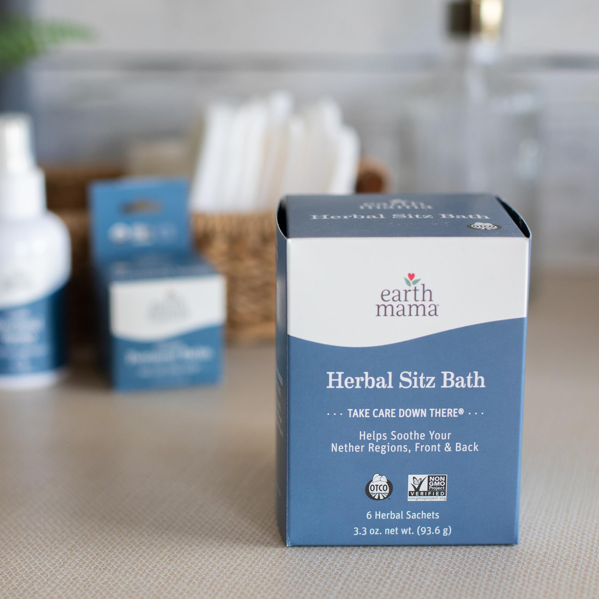 Earth Mama herbal sitz bath compresses usage demonstrates soothing applications