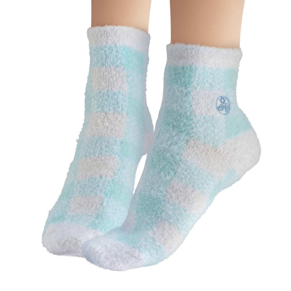 Earth Therapeutics Aloe Socks care instructions for gentle washing.