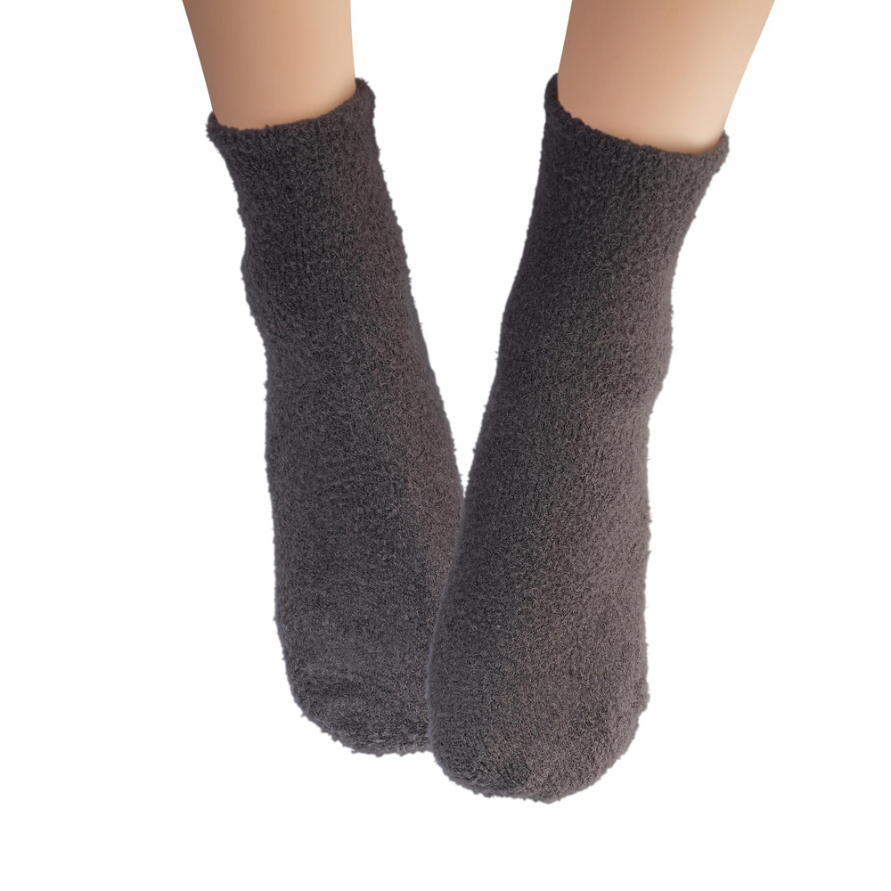 Earth Therapeutics Aloe Socks material detail shows nylon, polyester, polyurethane blend.