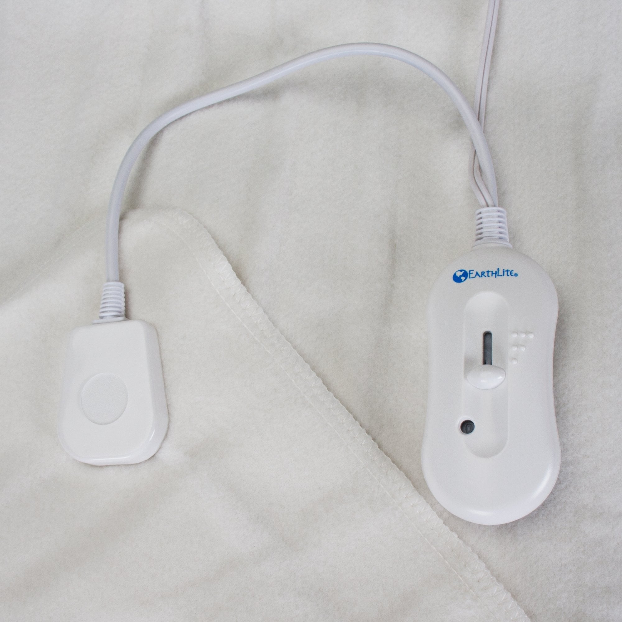 EarthLite BODYWORKER’S CHOICE 30x71 warmer fits full-sized massage tables