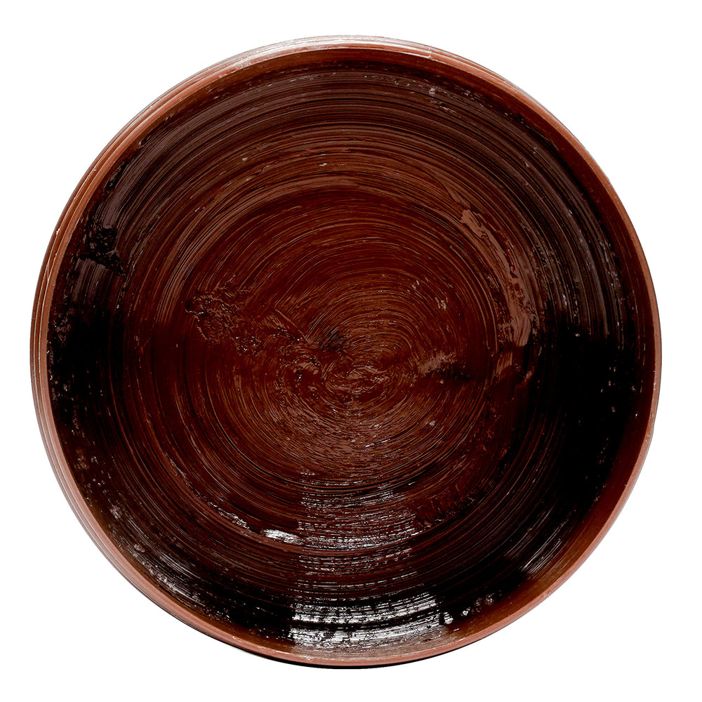EBIN NEW YORK argan oil detail emphasizes nourishing shine for edges.
