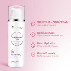 EclatMuse cream swirl close-up showing smooth, hydrating texture for radiant skin.