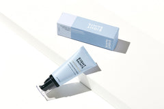 Eight Saints Daydreamer hyaluronic acid application for fast-absorbing hydration