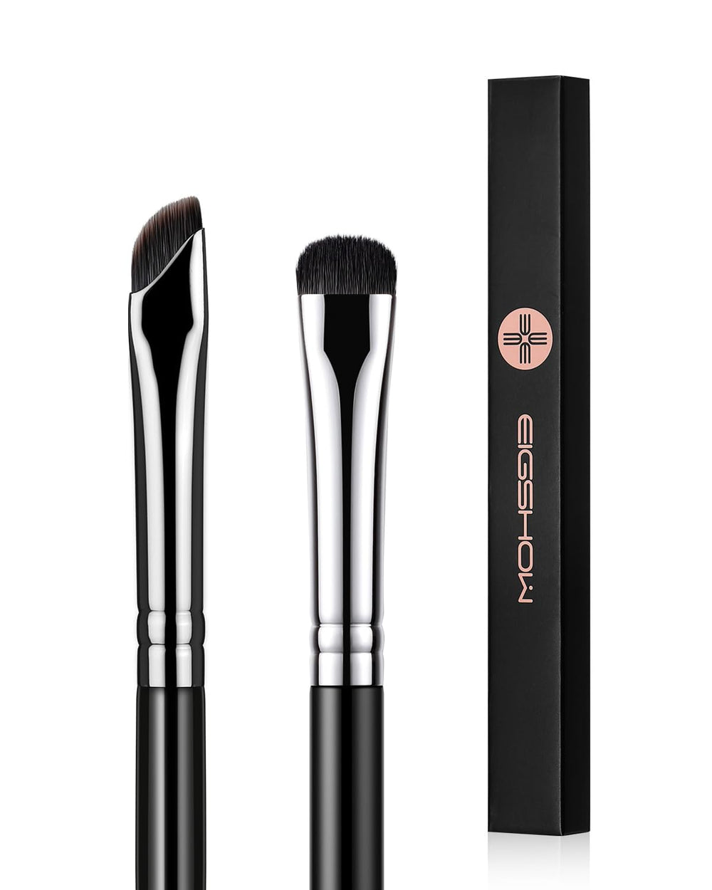 EIGSHOW Eyeshadow Smudge Brush closeup highlights precise blend for dramatic smoky lids.