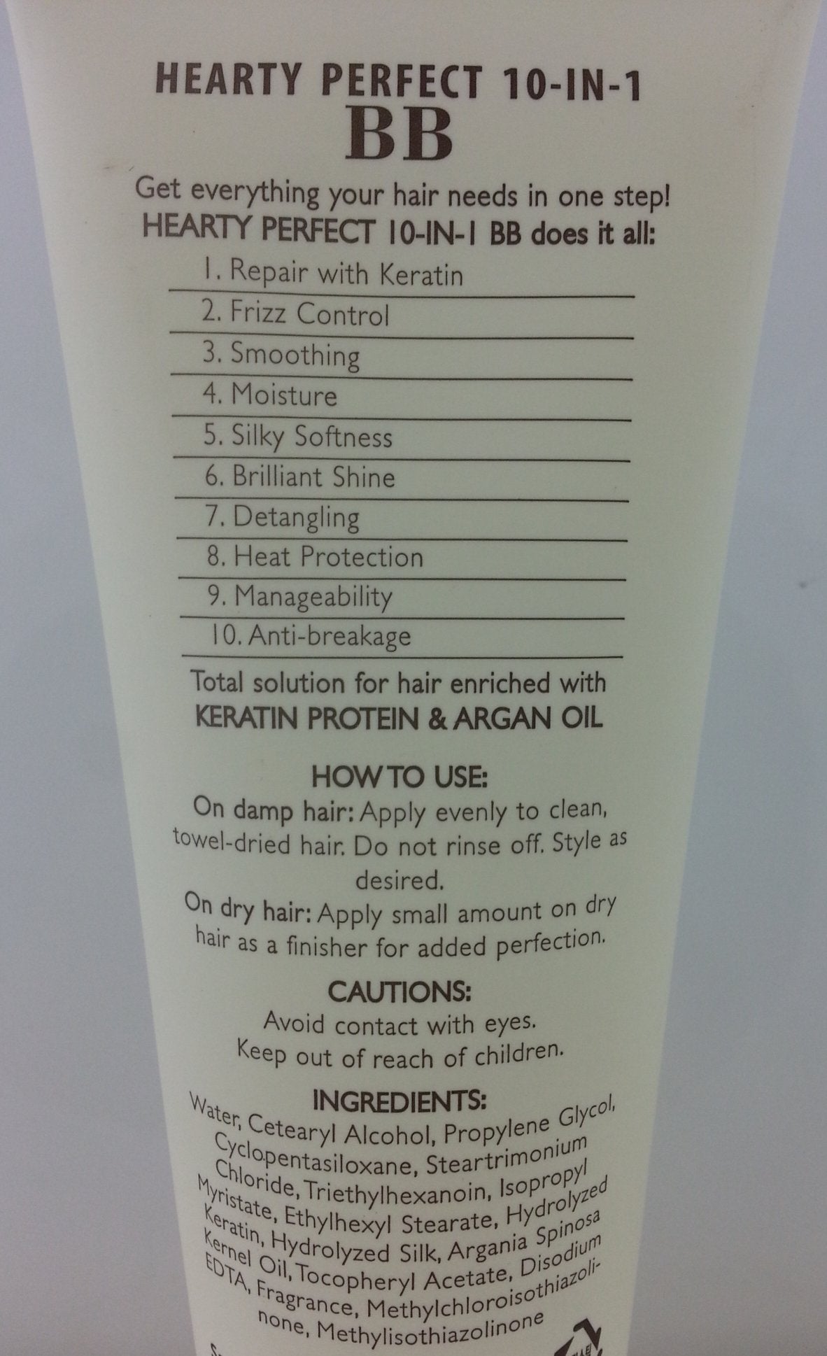 Elabore Hearty Perfect 10-in-1 BB fragrance spray adds refreshing scent for daily use.