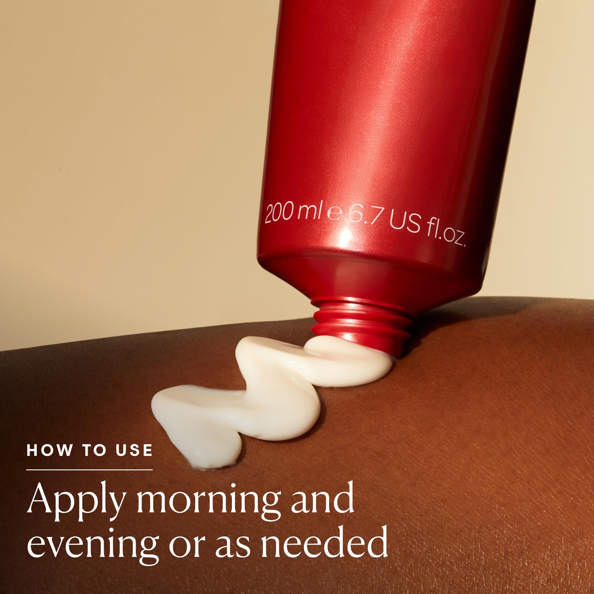 ELEMIS Macadamia oil ingredient in glass bottle suggesting deep hydration.