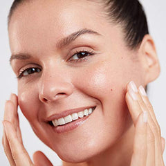 ELEMIS packaging shot highlights the 15ml travel-friendly bottle.
