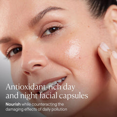 ELEMIS Skin Bliss Capsules night capsules close-up with Lavender for repair.
