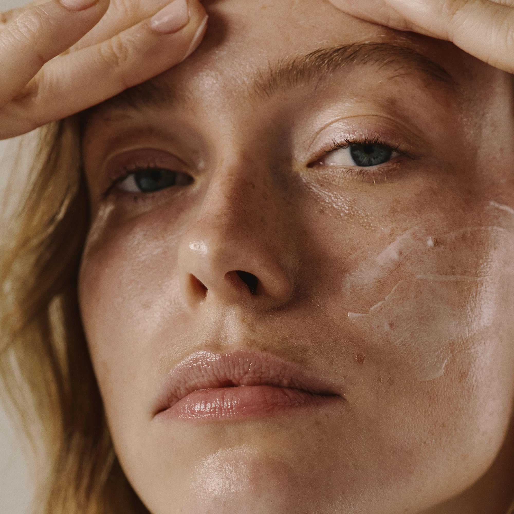 Elemis Pro-Collagen Marine Cream SPF30 holiday gift packaging for skincare lovers.