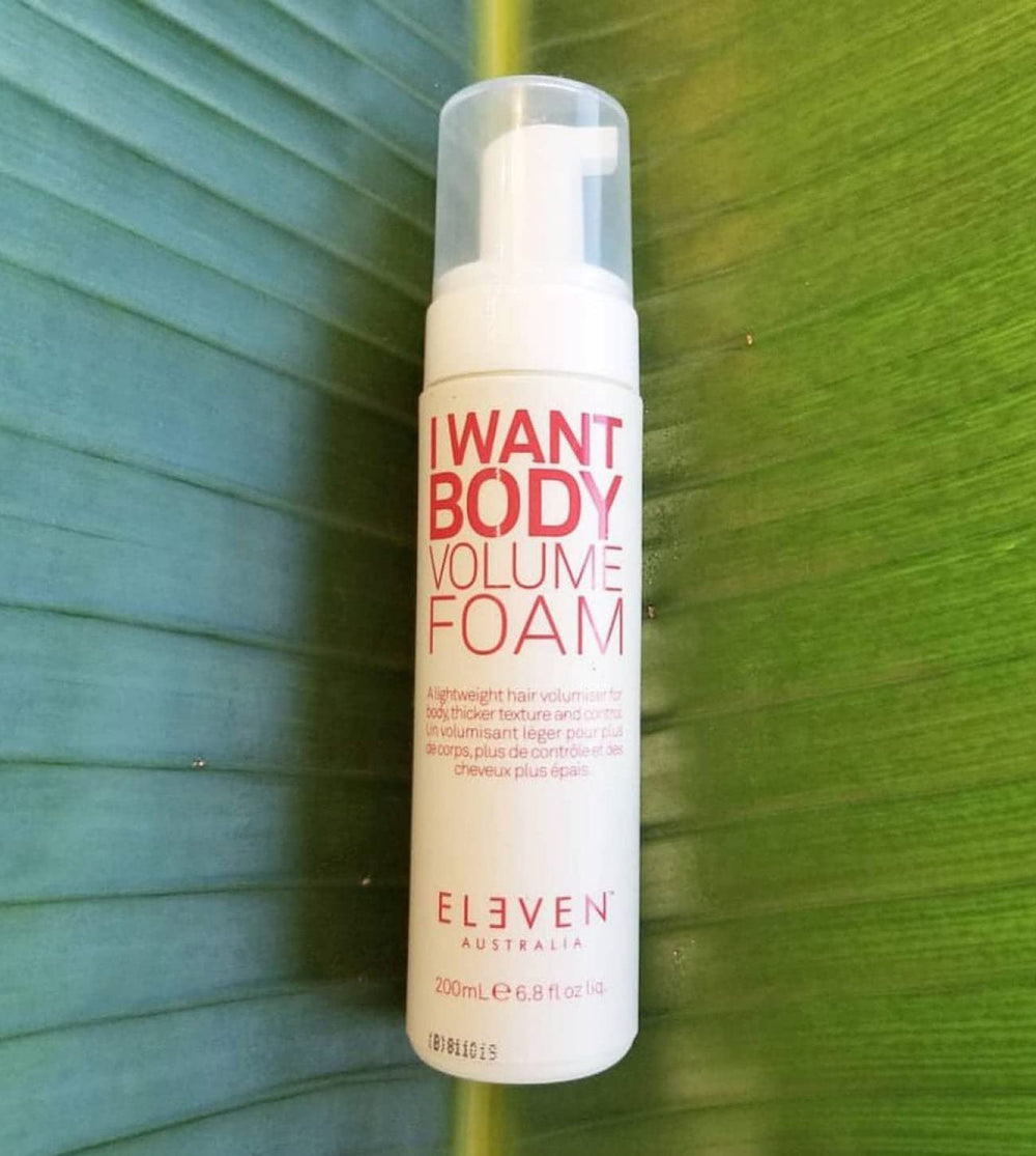 ELEVEN AUSTRALIA I Want Body Volume Foam close-up texture on fine hair