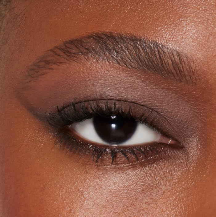 e.l.f. Perfect 10 brush-app-ready palette for smooth, blendable application
