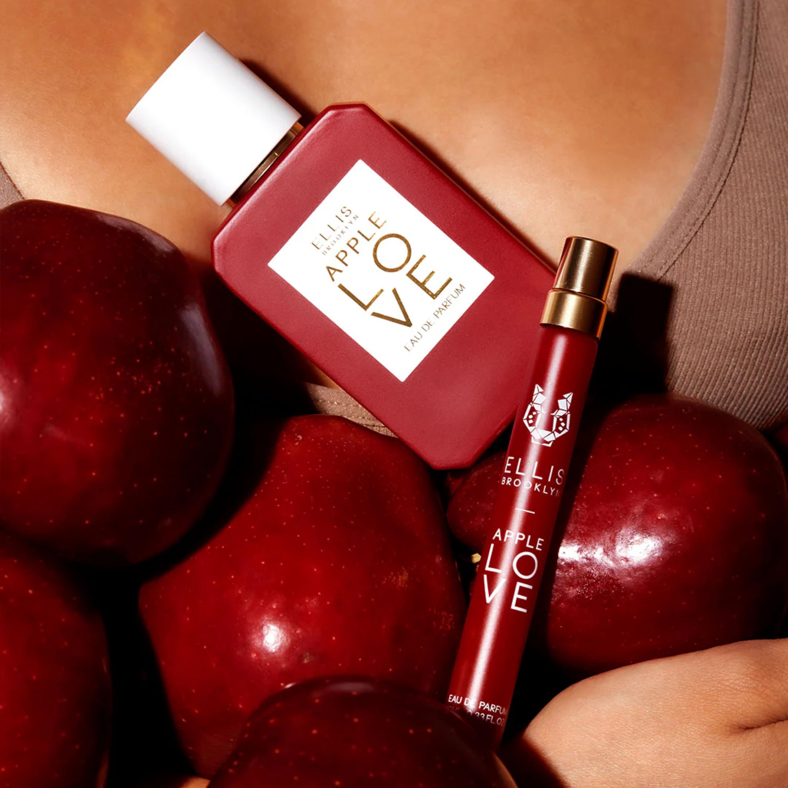 Ellis Brooklyn Apple Love sugar-cane-note detail evokes a sweet gourmand profile for evenings