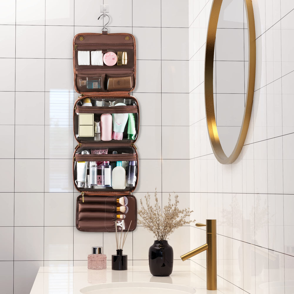 Elviros removable top and bottom sections transform into a compact makeup bag.