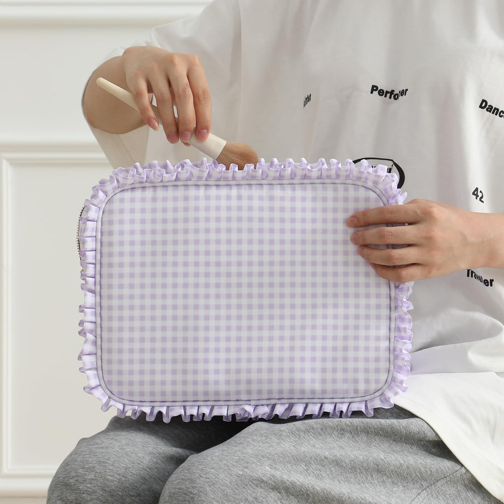 Embrunioice gift-ready packaging presents a thoughtful present idea.