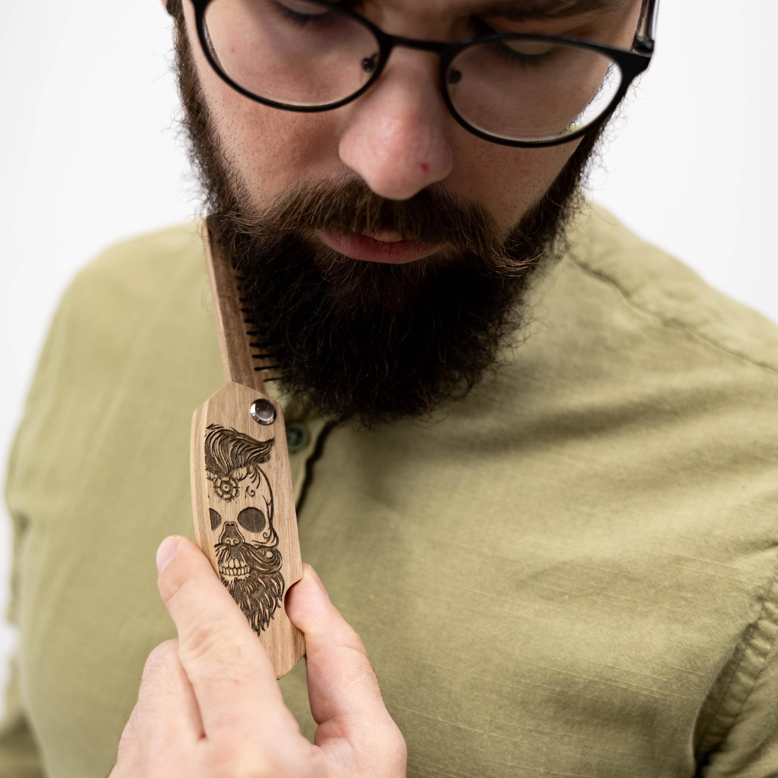 Enjoy The Wood compact tool fits in pockets and bags.