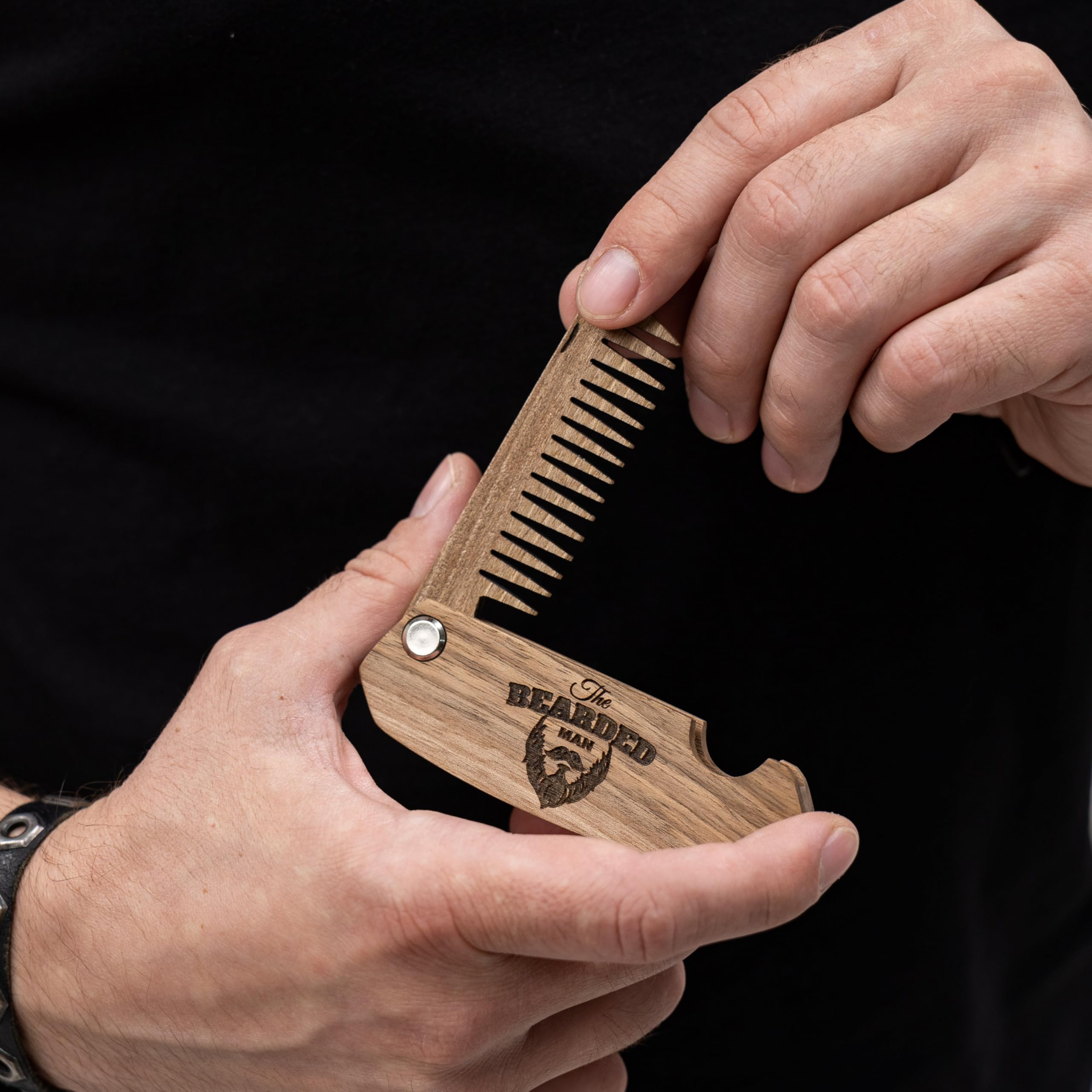 Enjoy The Wood wood grain texture beard comb close-up