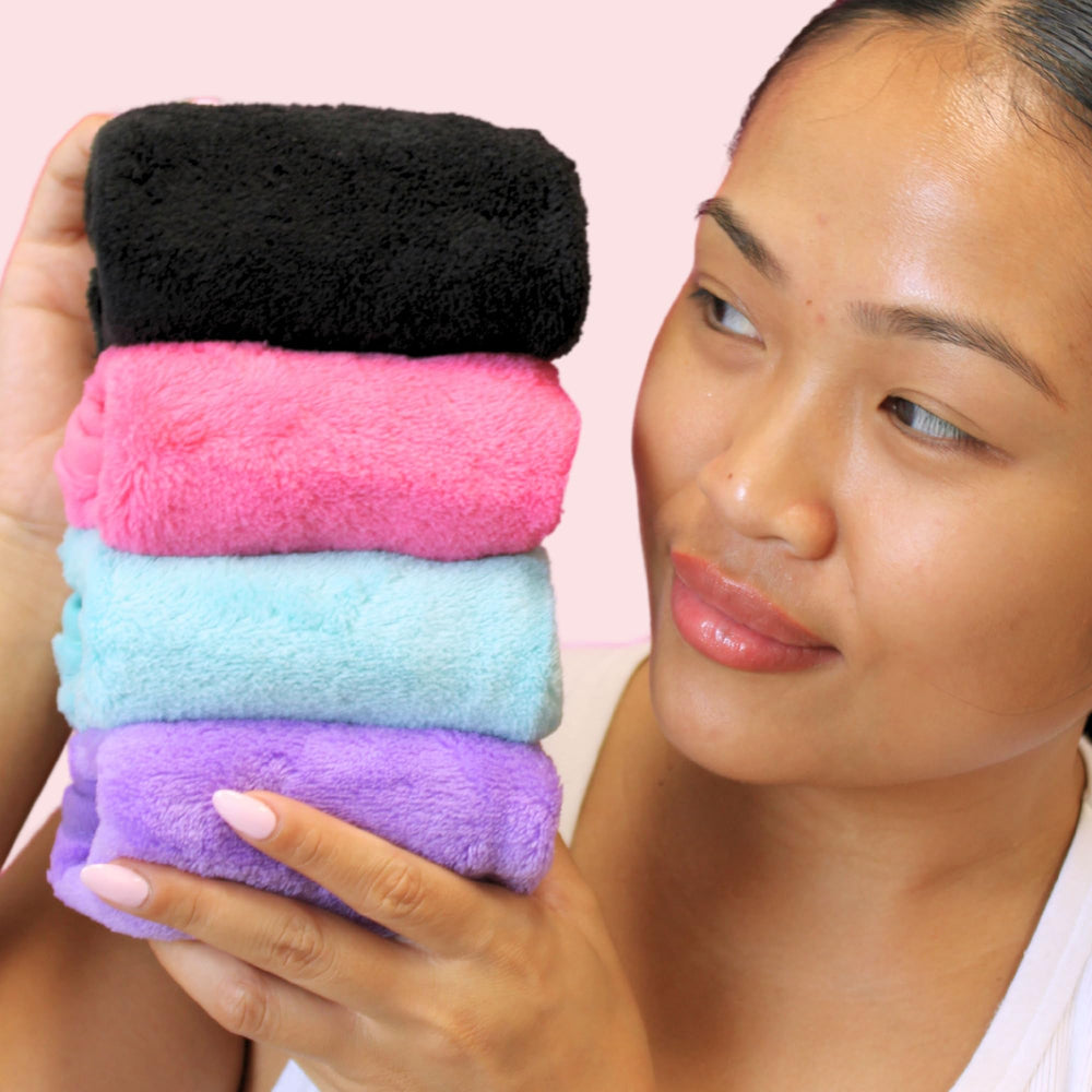 ERASE YOUR FACE water-activated cloth enabling minimal-water makeup removal.