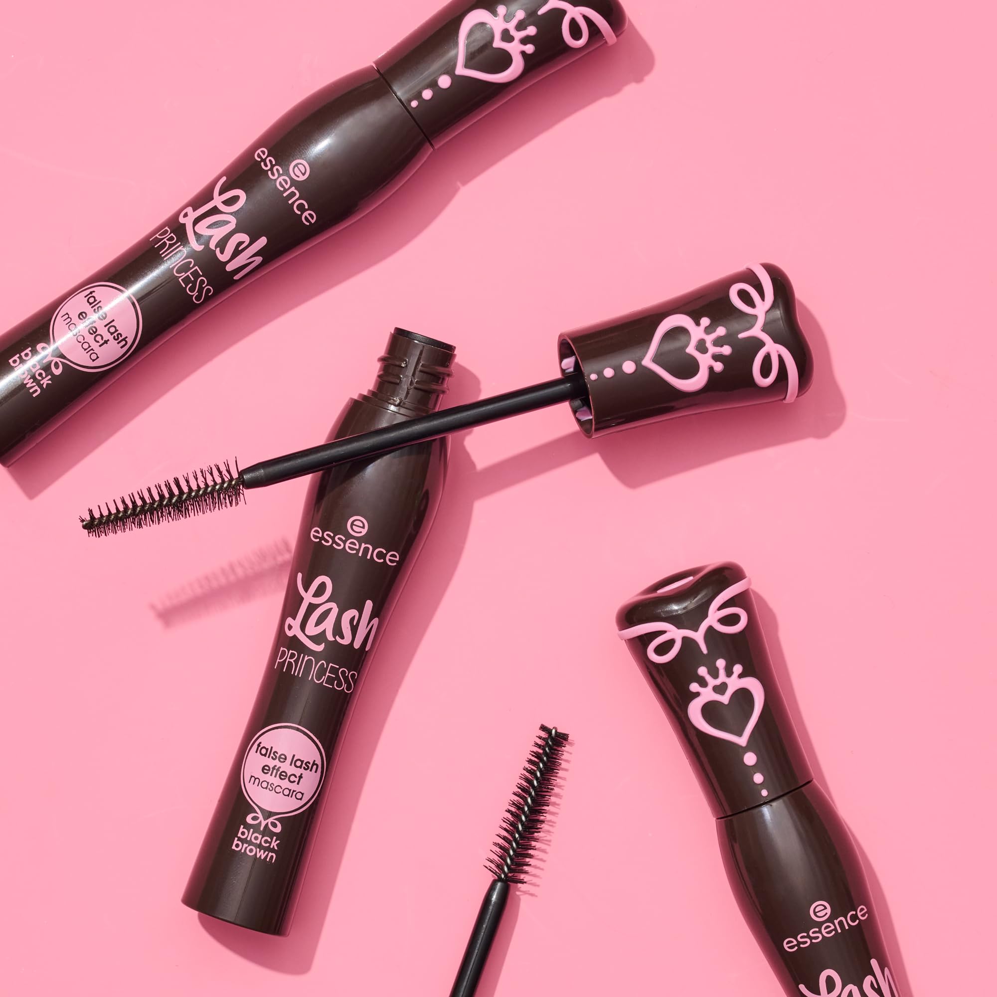 essence Lash Princess Brown definition close-up shows precise coating for natural look.