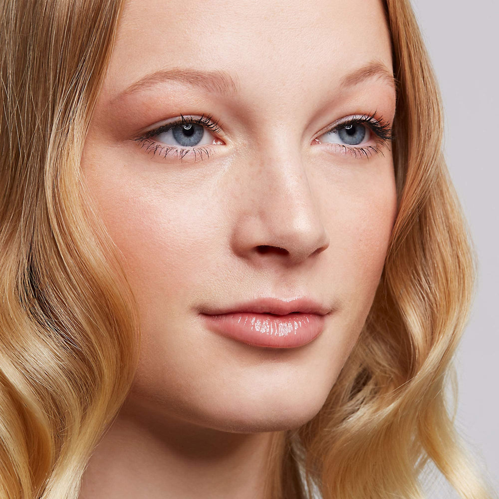 essence vegan cruelty-free packaging highlights ethical choice and cruelty-free mascara.