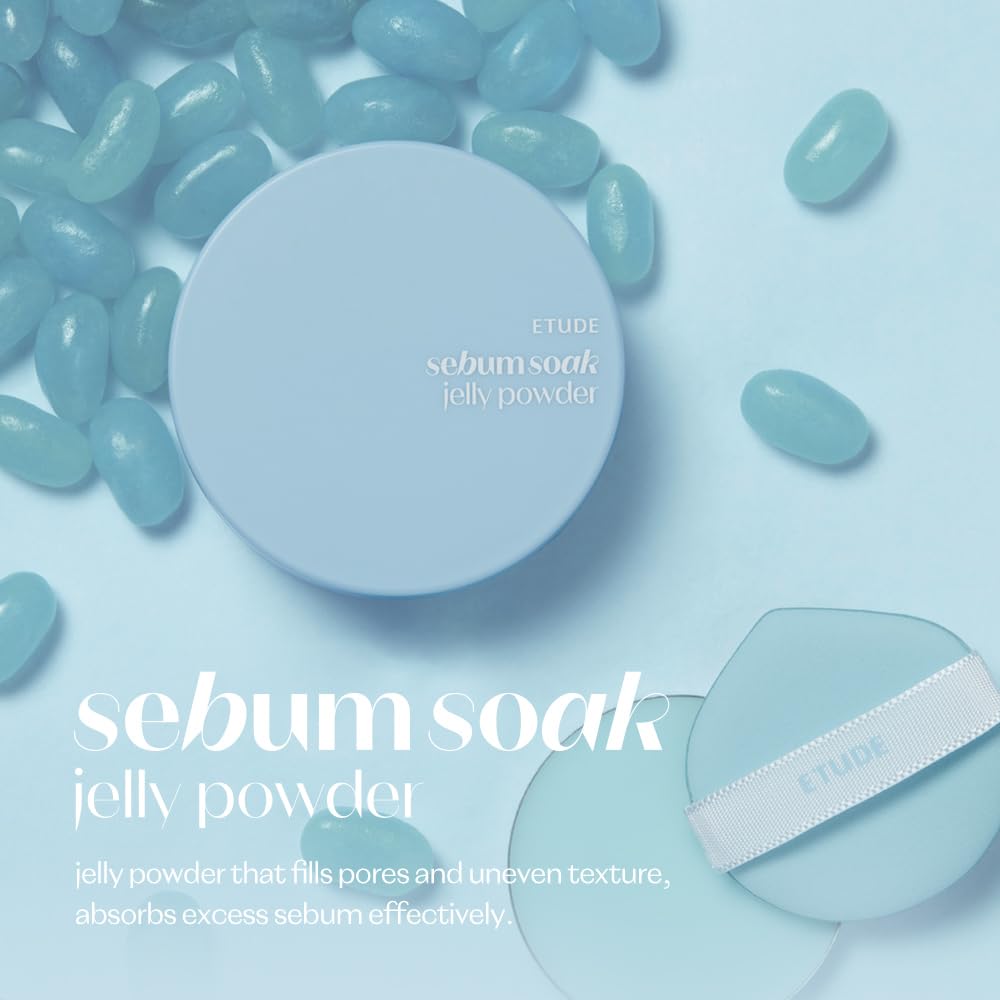 ETUDE SebumSoak Jelly Pressed Powder on skin demonstrates oil-control for long-lasting shine reduction.