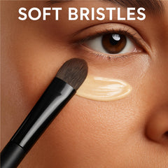 Euralissea Perfection Eye Tightening Cream lightweight texture close-up with silky finish