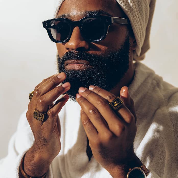 Evan Alexander Fine Grooming MY Serum Beard Oil ingredients close-up highlights safe formula.