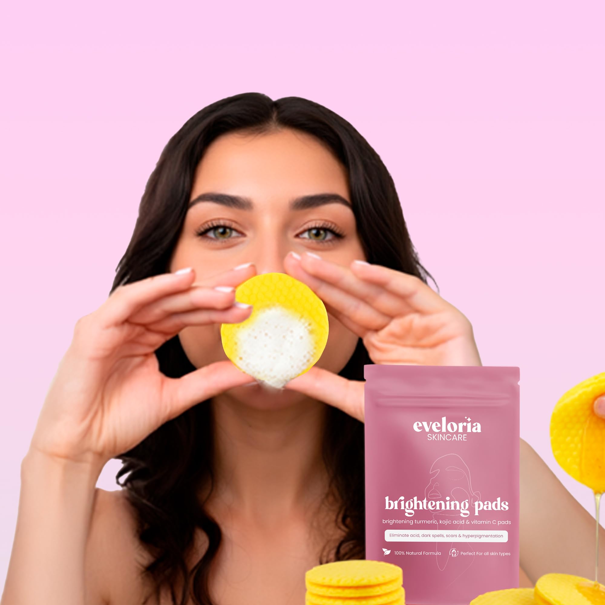 Eveloria pad saturated in liquid shows ready-to-use daily brightening care.