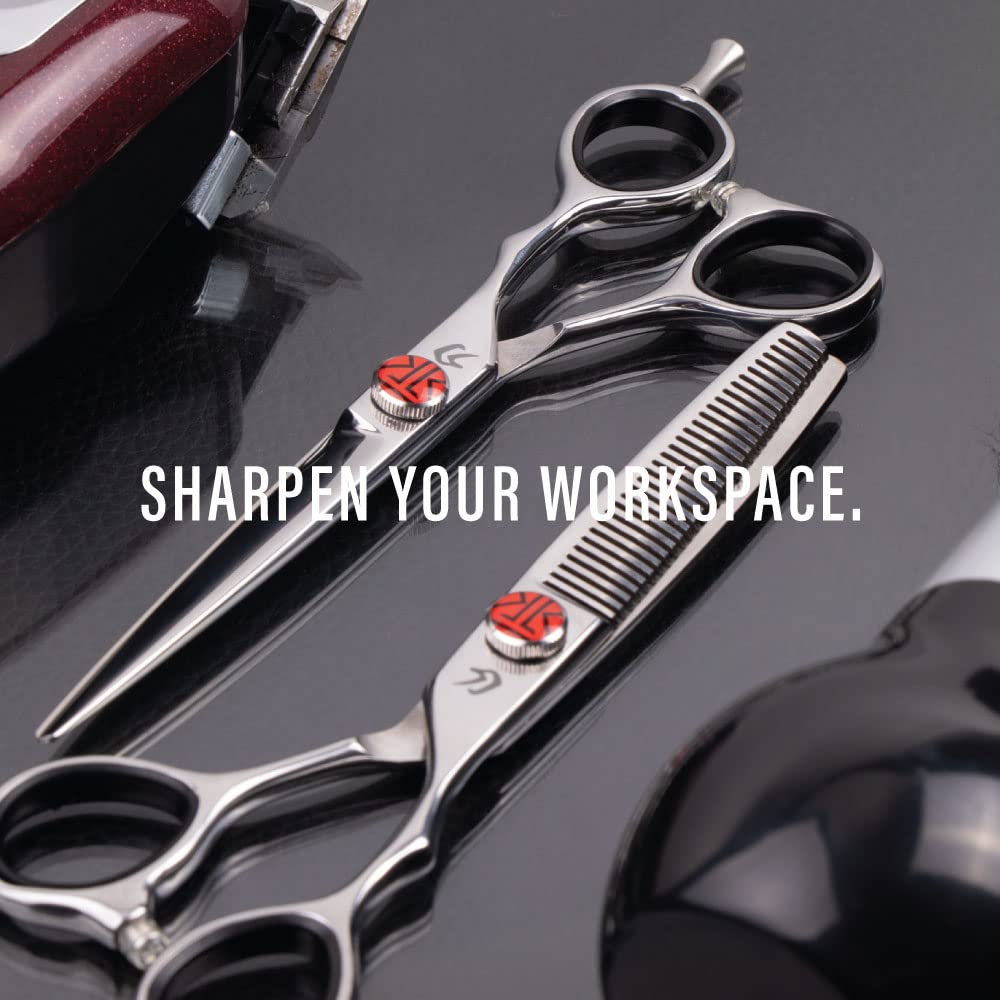 Everlong Katana Classic salon usage scene demonstrates smooth cuts in action